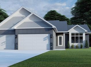 5315 Hendrickson Dr, Bismarck, ND 58504
