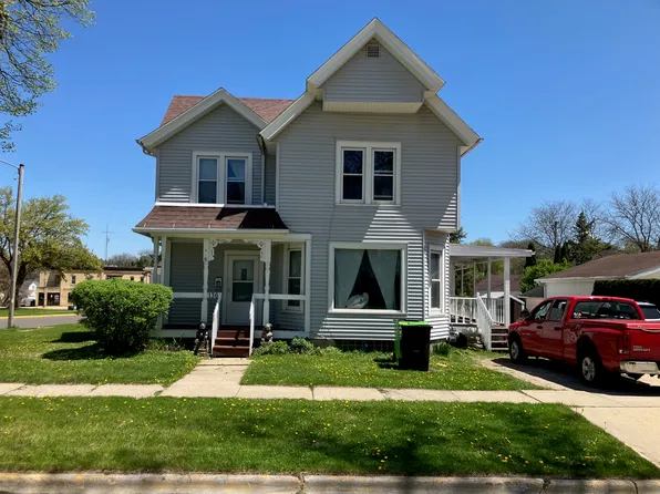 130 N School St, Mayville, WI 53050