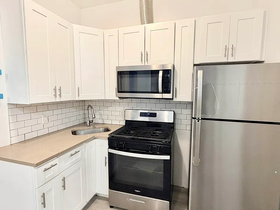 117 Schaefer St #1AB