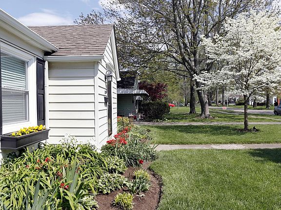 2nd image of 589 Rosemill Dr