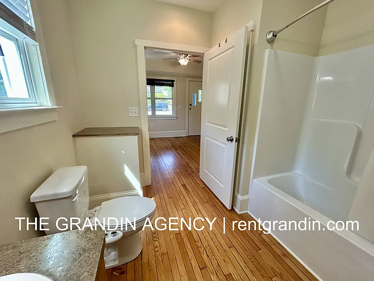 1518 Wautauga St SW — Photo 7