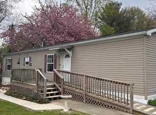 104 Spruce Ln, New Providence, PA 17560