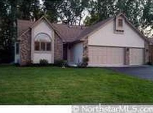 5426 Golfview Ave N, Oakdale, MN 55128