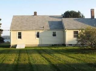 519 Port Clyde Rd, Saint George, ME 04860