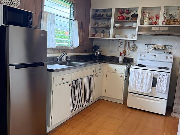 3rd image of 1218 Haihai St