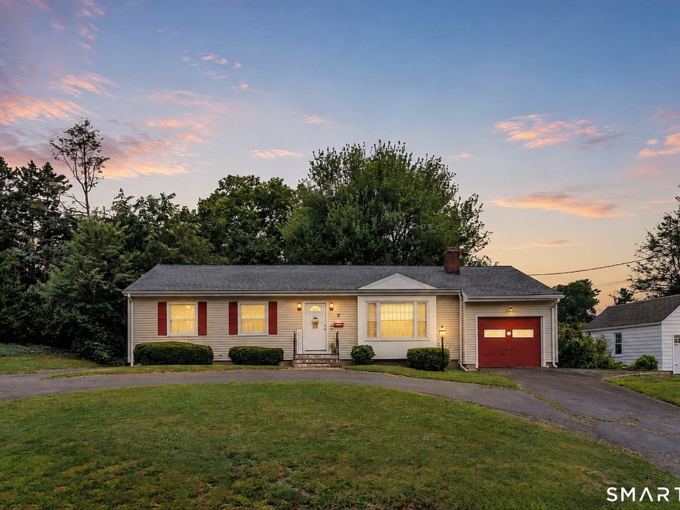 1st image of 7 Thorburn Avenue