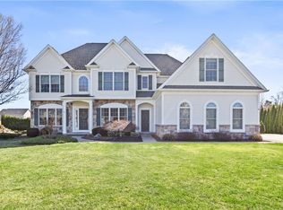 86 Talnuck Dr, Rochester, NY 14612