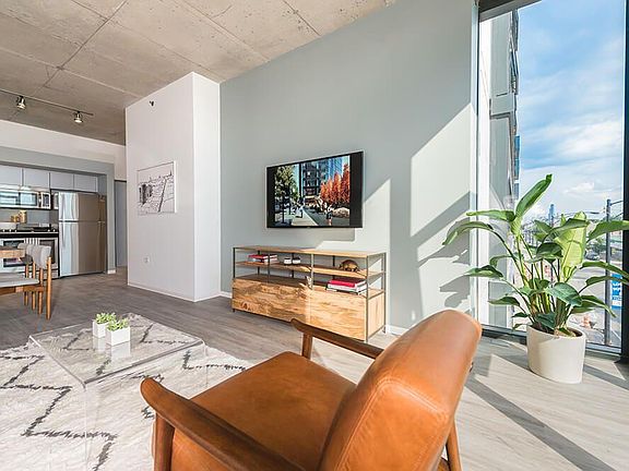 4th image of 2720 W Belden Ave #2032