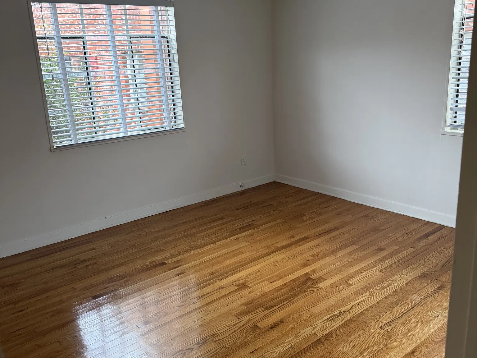 1123 N Randolph St — Photo 3