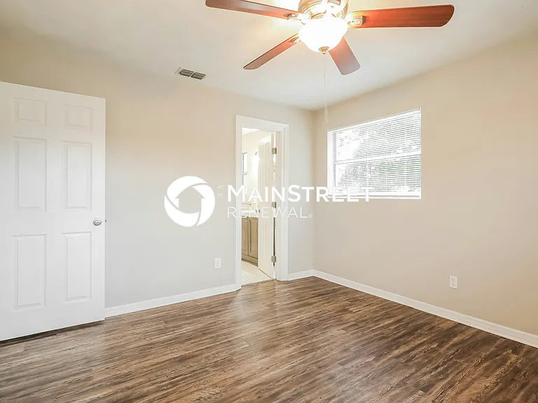 Main Bedroom