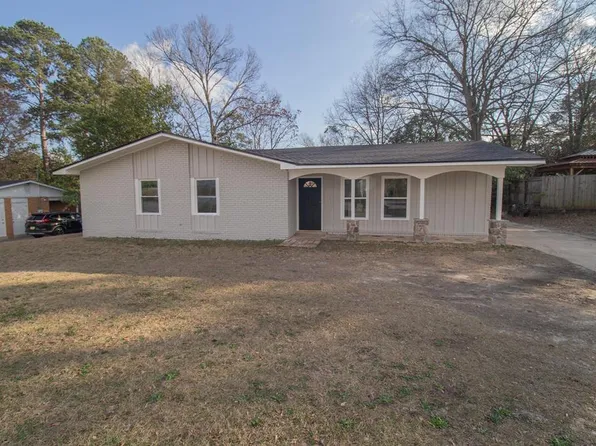 2106 Airport Thruway, Columbus, GA 31904