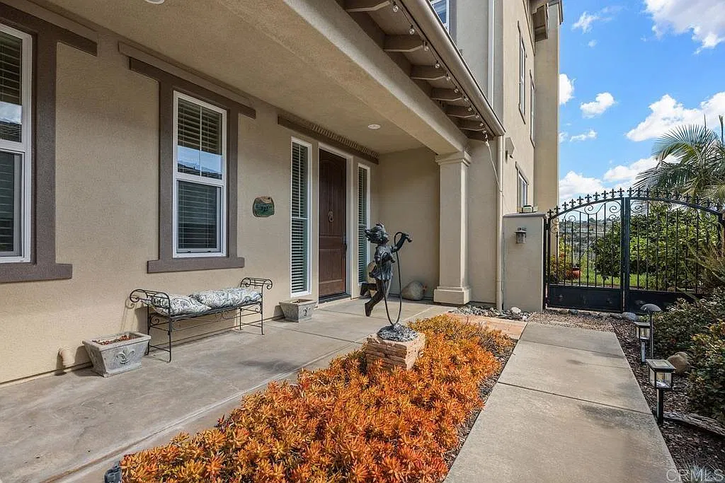 4 bed, 2923 sqft, $8,000 — Photo 4
