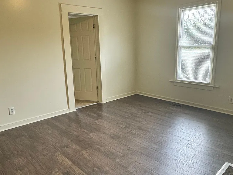 204 Corban Ave SW — Photo 5
