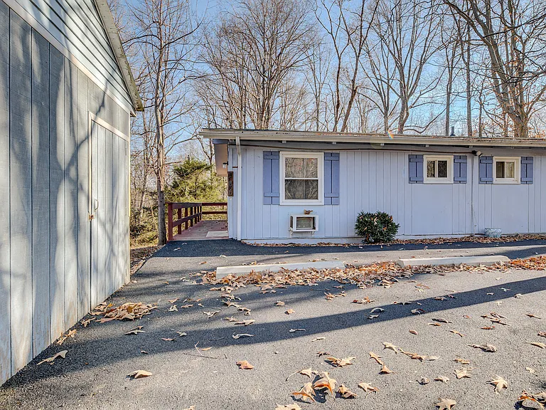 380 Clubhouse Dr #19 — Photo 8