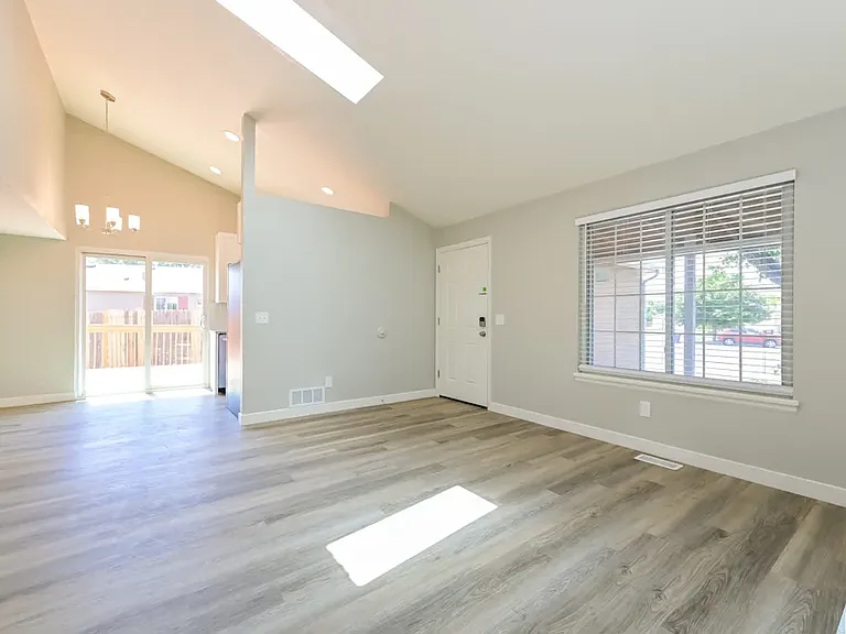 1619 Ensenada St — Photo 13
