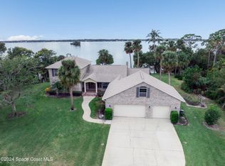 401 Swann Grove Ln, Merritt Island, FL 32952