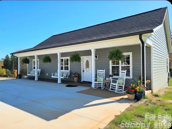 2937 Frank Whisnant Rd, Morganton, NC 28655