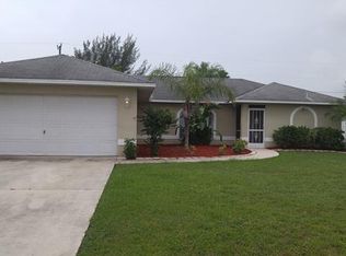 152 SE 19th Ter, Cape Coral, FL 33990
