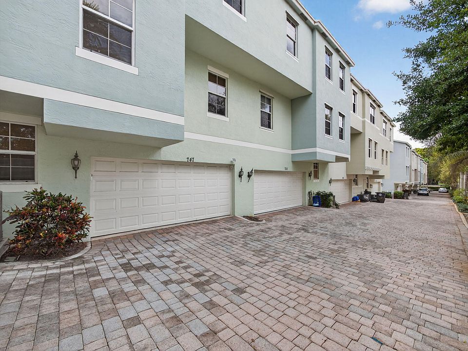 1st image of 747 N Street