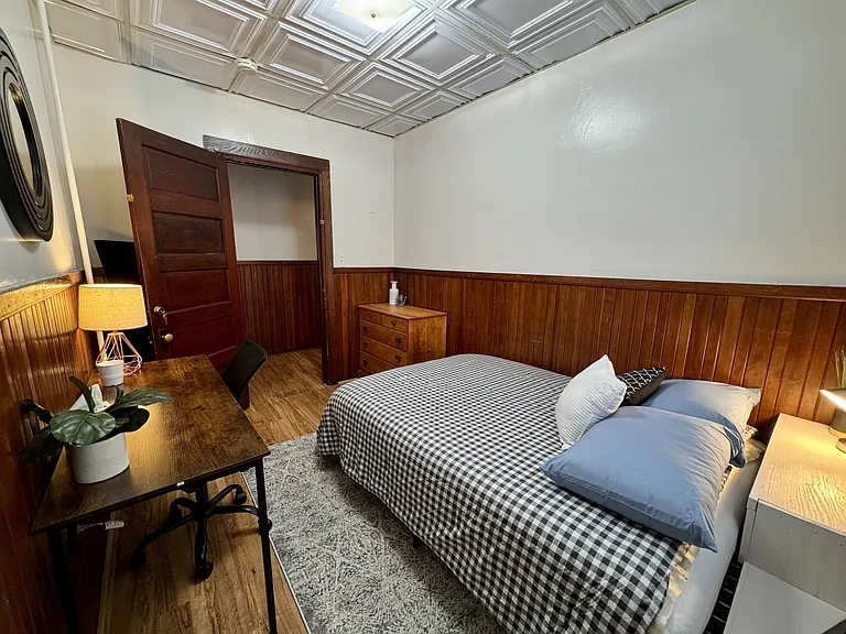 614 University Ave #1B — Photo 14