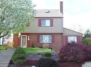 53 Pocono Dr, Pittsburgh, PA 15220