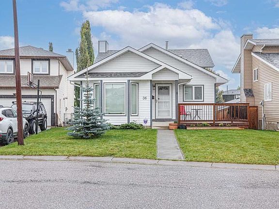 2nd image of 36 W Sandpiper Way NW