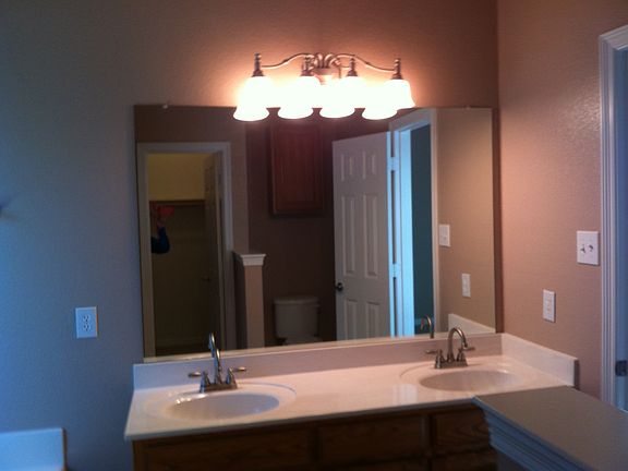 4th image of 2217 Summer Brook Drive