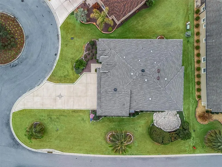 3556 Mistletoe Ct — Photo 58