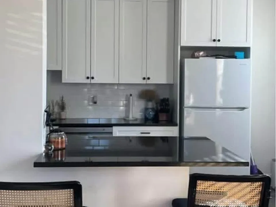 640 Buchanan St NW #203
