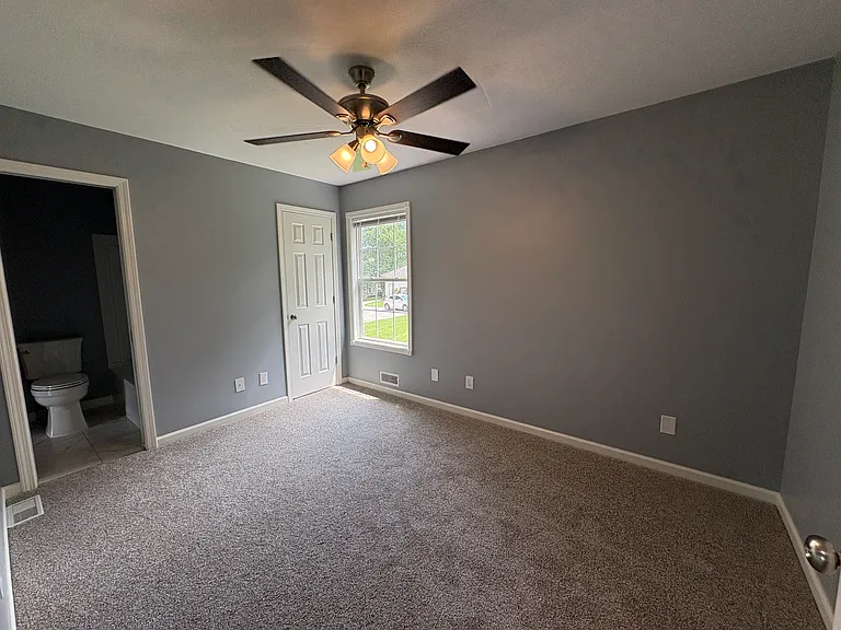114 Seven Oaks Dr — Photo 10