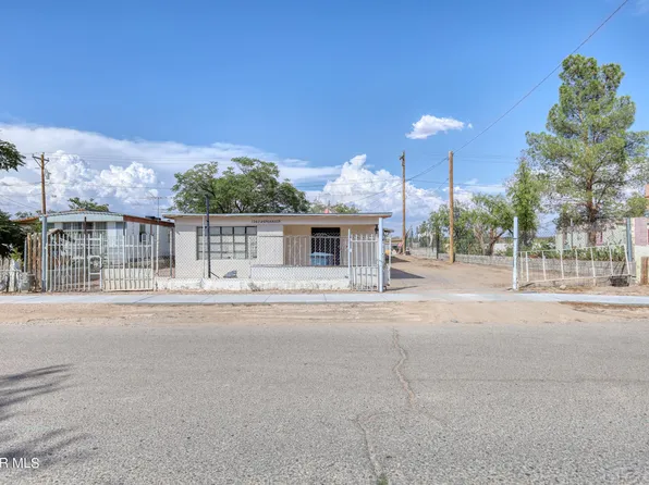 1267 Aspen Hills St, Fabens, TX 79838