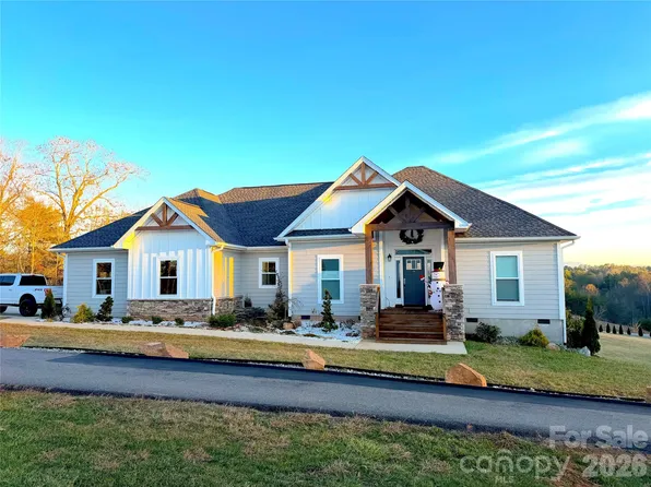 77 Horizon Way, Alexander, NC 28701