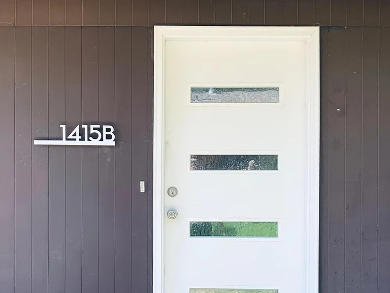 1415 E Murphys Ln #B — Photo 13