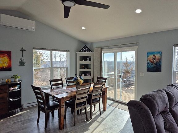 3rd image of 163 Oak Park Rd