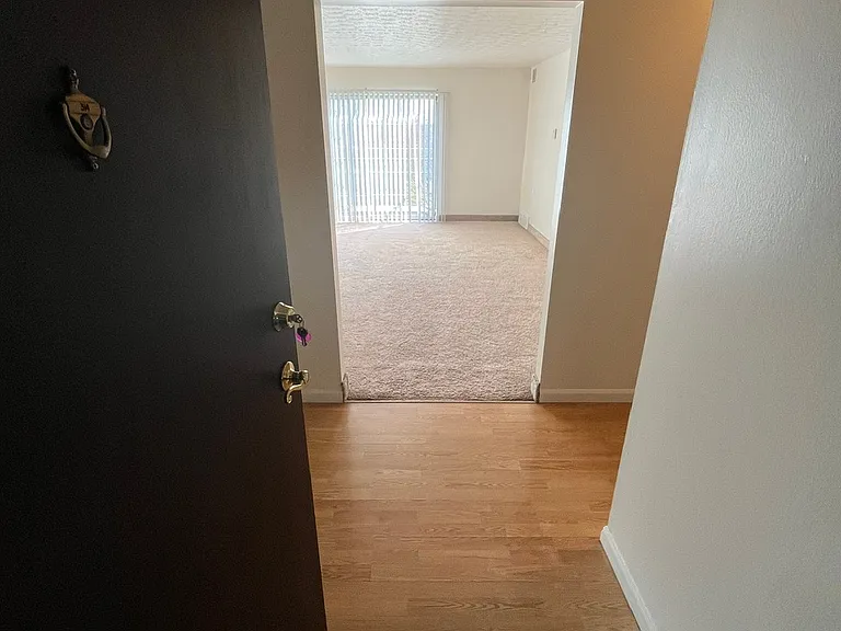 Shadow Creek Apartments — Photo 15