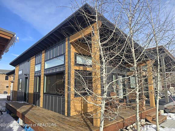 4th image of 9076 Red Mountain Way