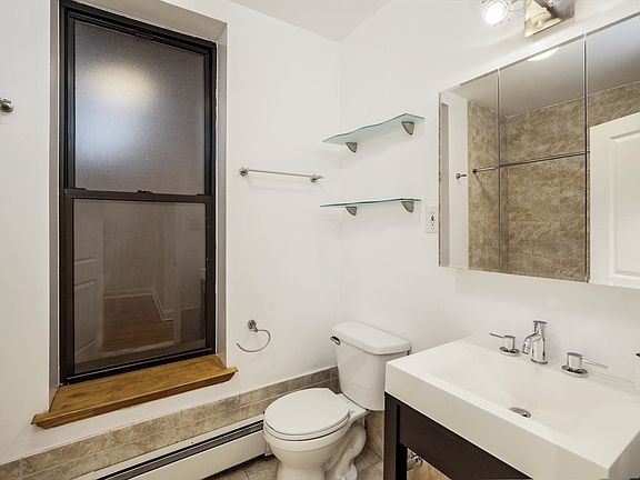 5th image of 366 St Nicholas Ave APT 4