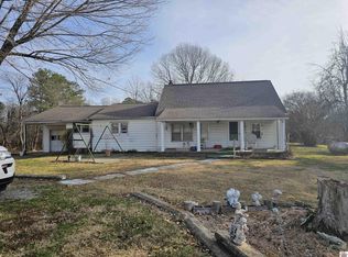 5840 Contest Rd, Paducah, KY 42001
