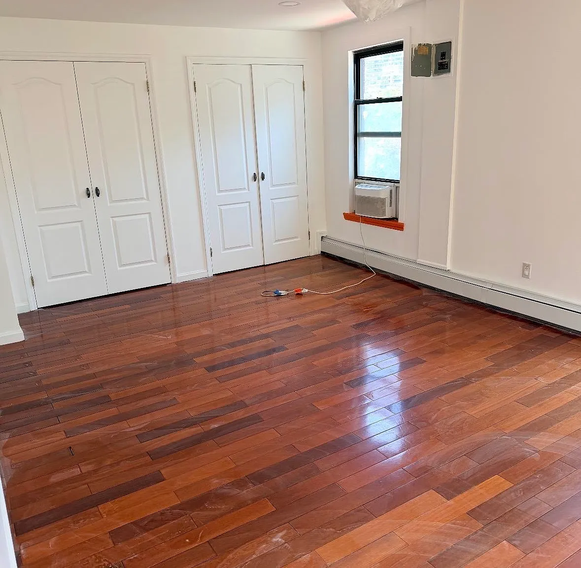 2 bed, 1.0 bath, $3,800 — Photo 4