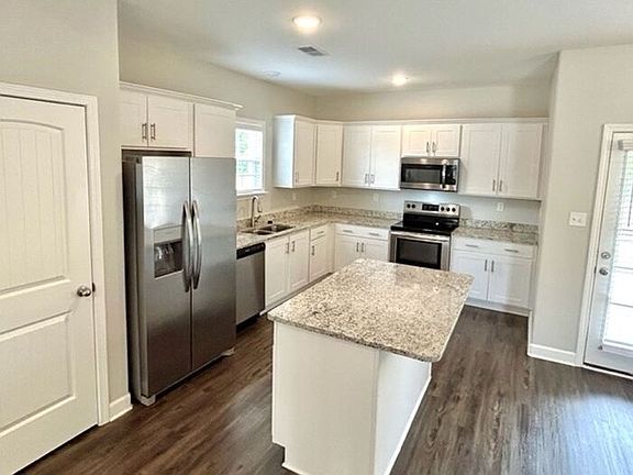 4th image of 10560 Bayou Ct