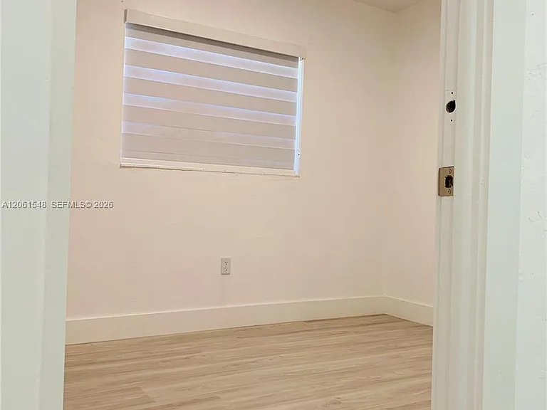 5441 NW 174th Dr — Photo 11