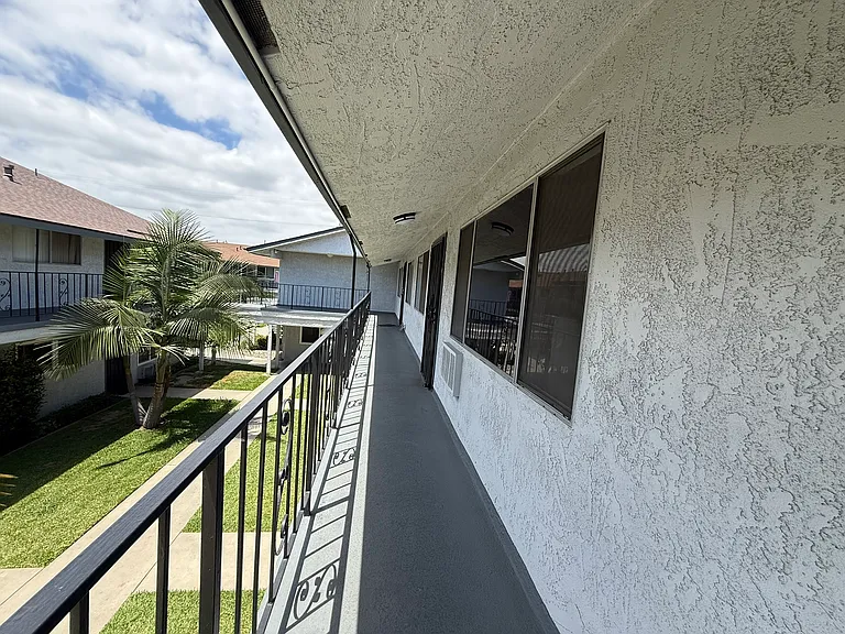 2890 E Artesia Blvd #39 — Photo 8