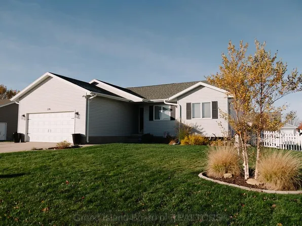 2216 Atlanta St, Grand Island, NE 68803