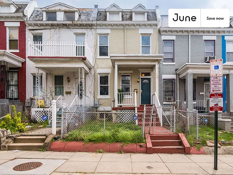 764 Columbia Rd NW — Photo 23