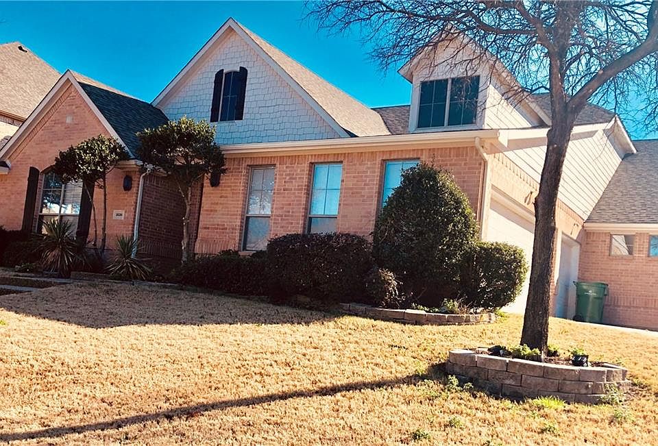 1st image of 2636 Creekway Dr