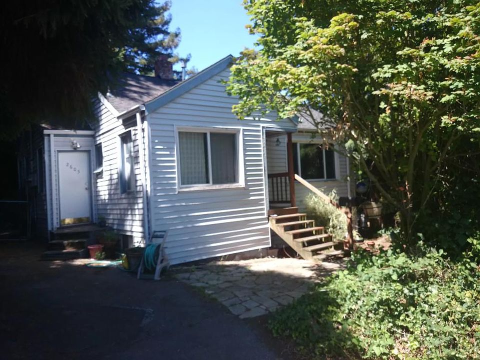 1st image of 2605 4th Ave N #A