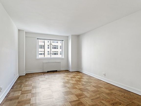 2nd image of 200 E 71st St APT 5D