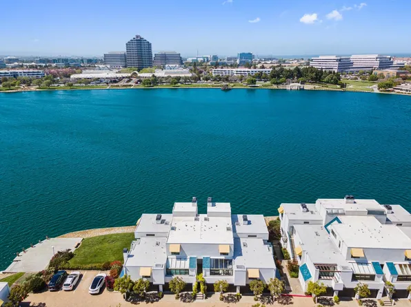 883 Balboa Ln, Foster City, CA 94404