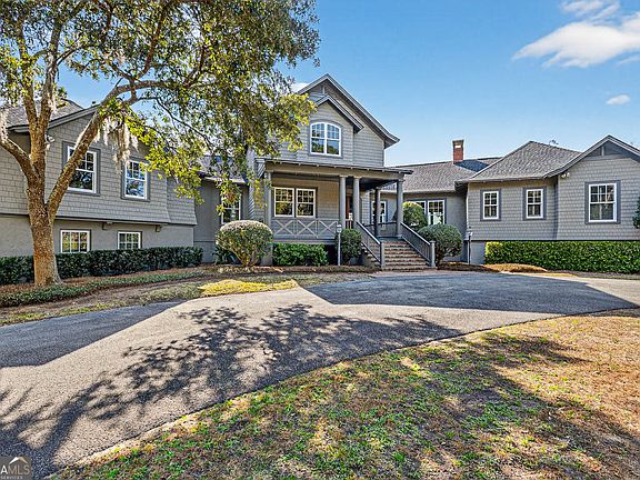 2nd image of 105 Hawkins Island Cir