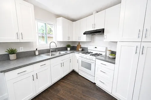277 S Avenue 52 #1 Photo 1